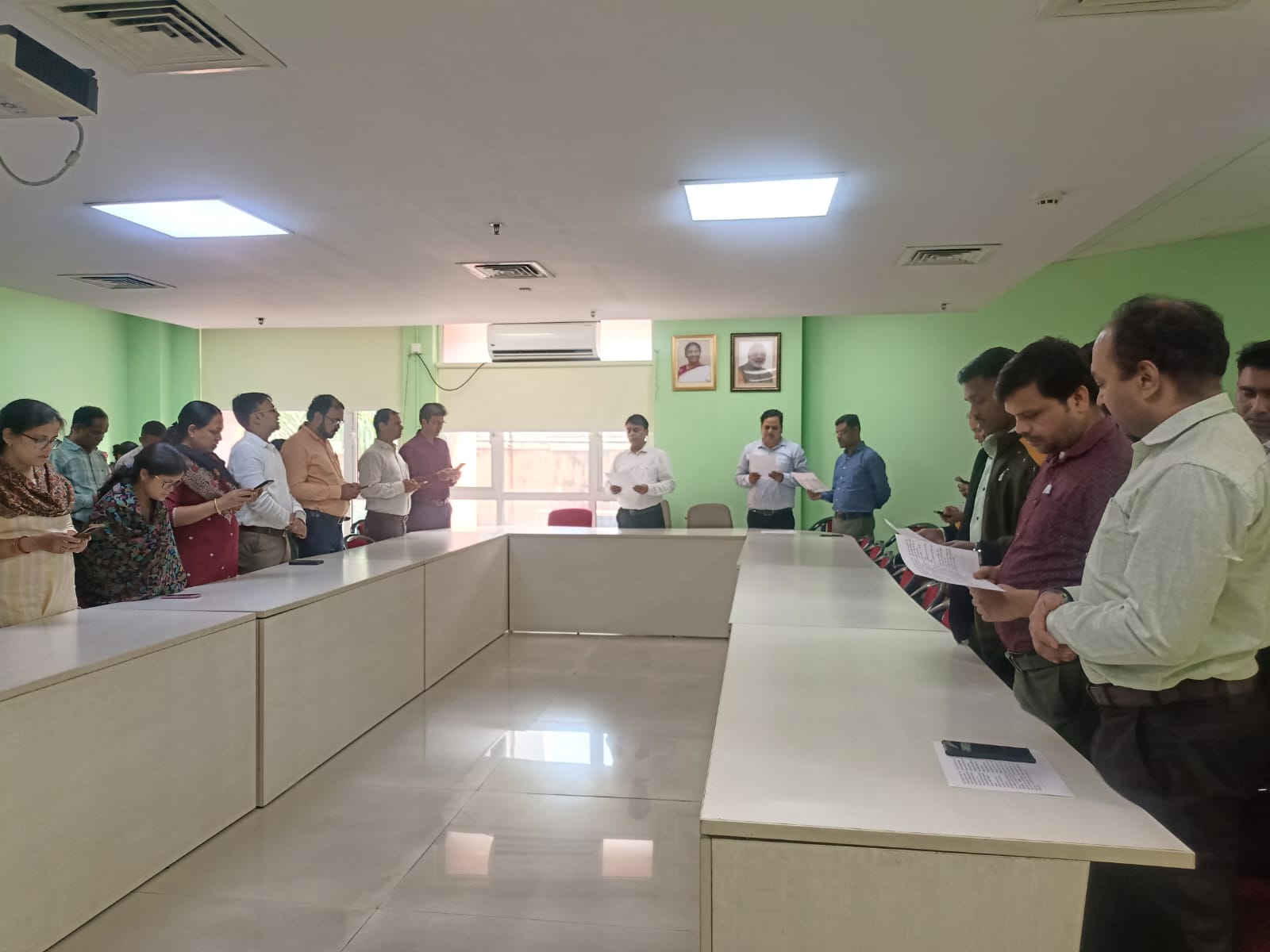 कार्यालय में संविधान दिवस का पालन - Observance of Constitution Day in Office